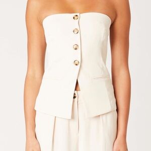 South Moon Under Top